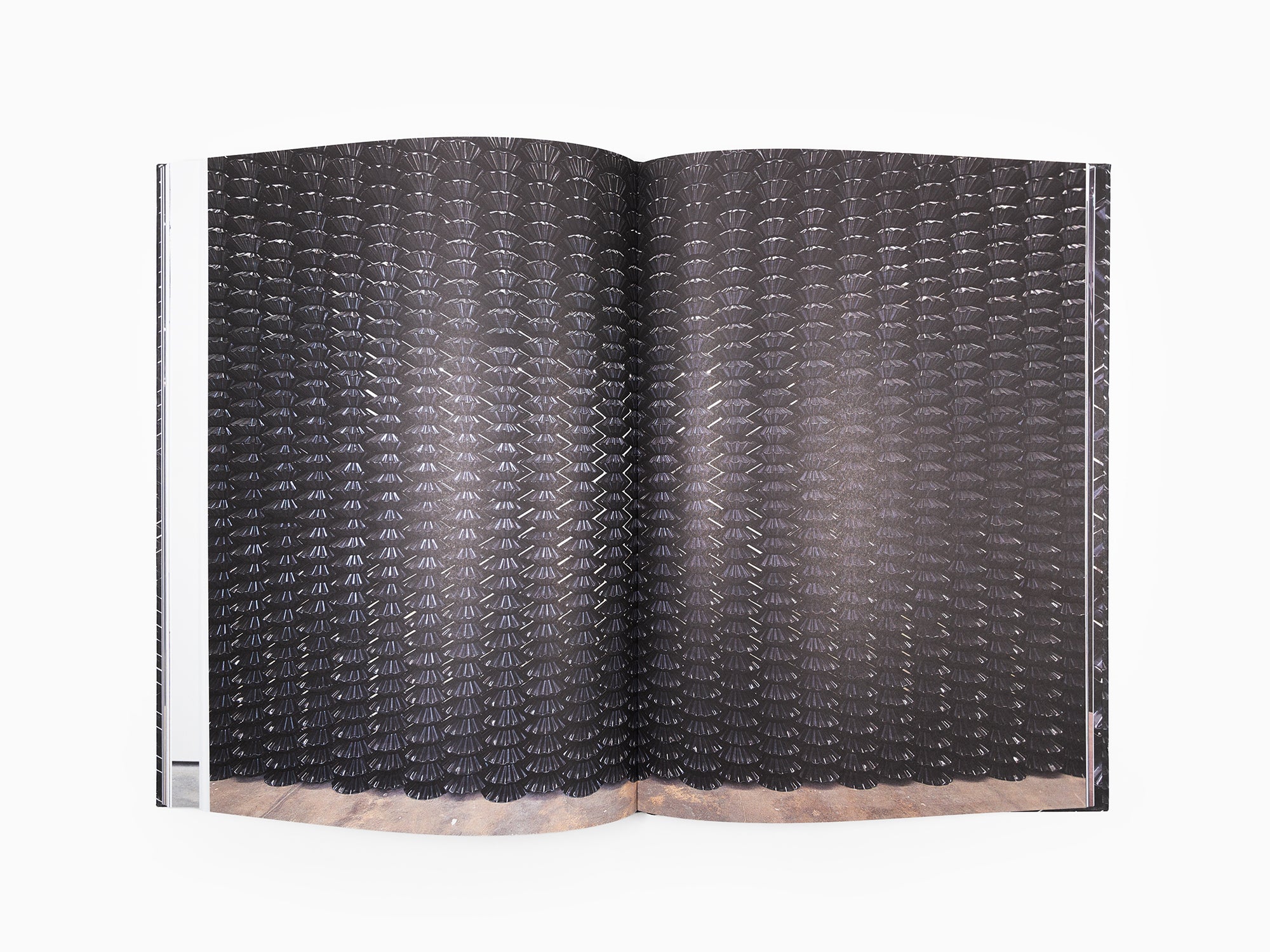 Gregor Hildebrandt - Musée de la Sarre - Sterne Streifen die Flute