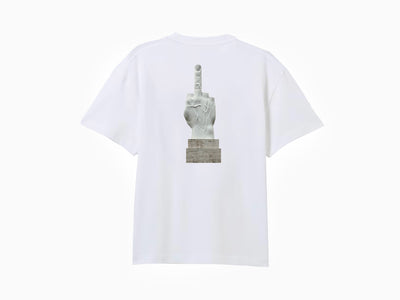 Maurizio Cattelan - T-shirt L.O.V.E.