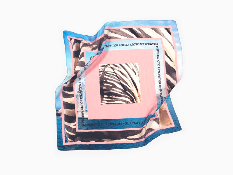 Tavares Strachan - Bandana d'immigration intergalactique