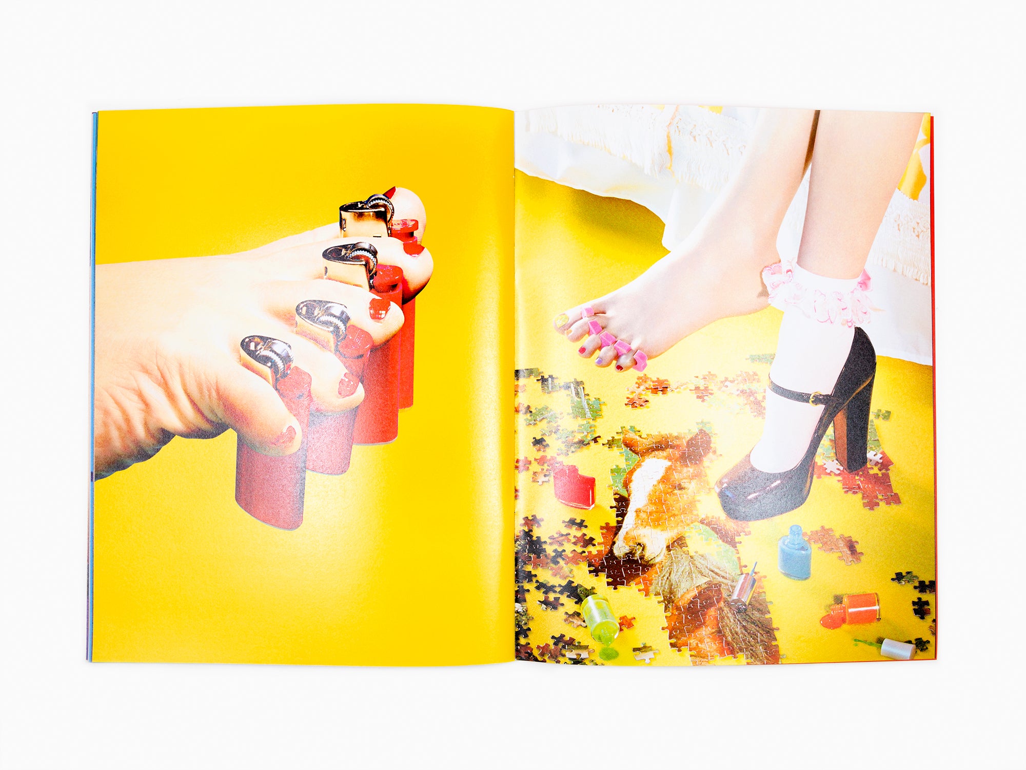 Toilet Paper - Papier hygiénique Miles Aldridge