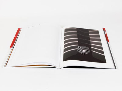 Julio Le Parc - Form Into Action