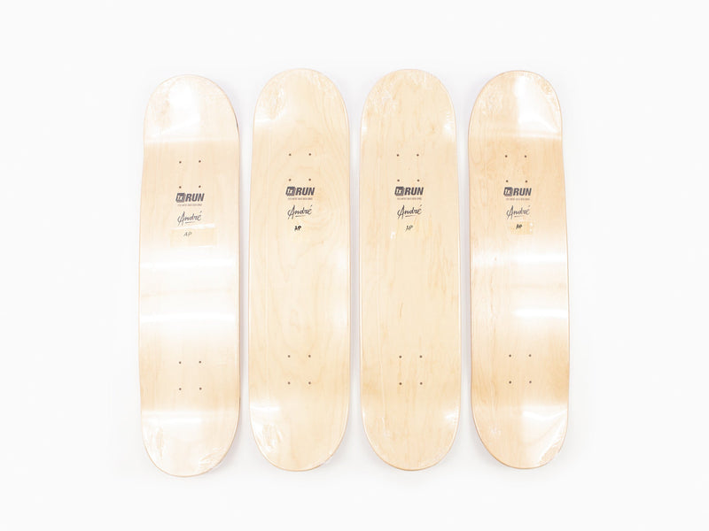 André - Skateboards - Ensemble de 4 planches à roulettes "La vie en rose".
