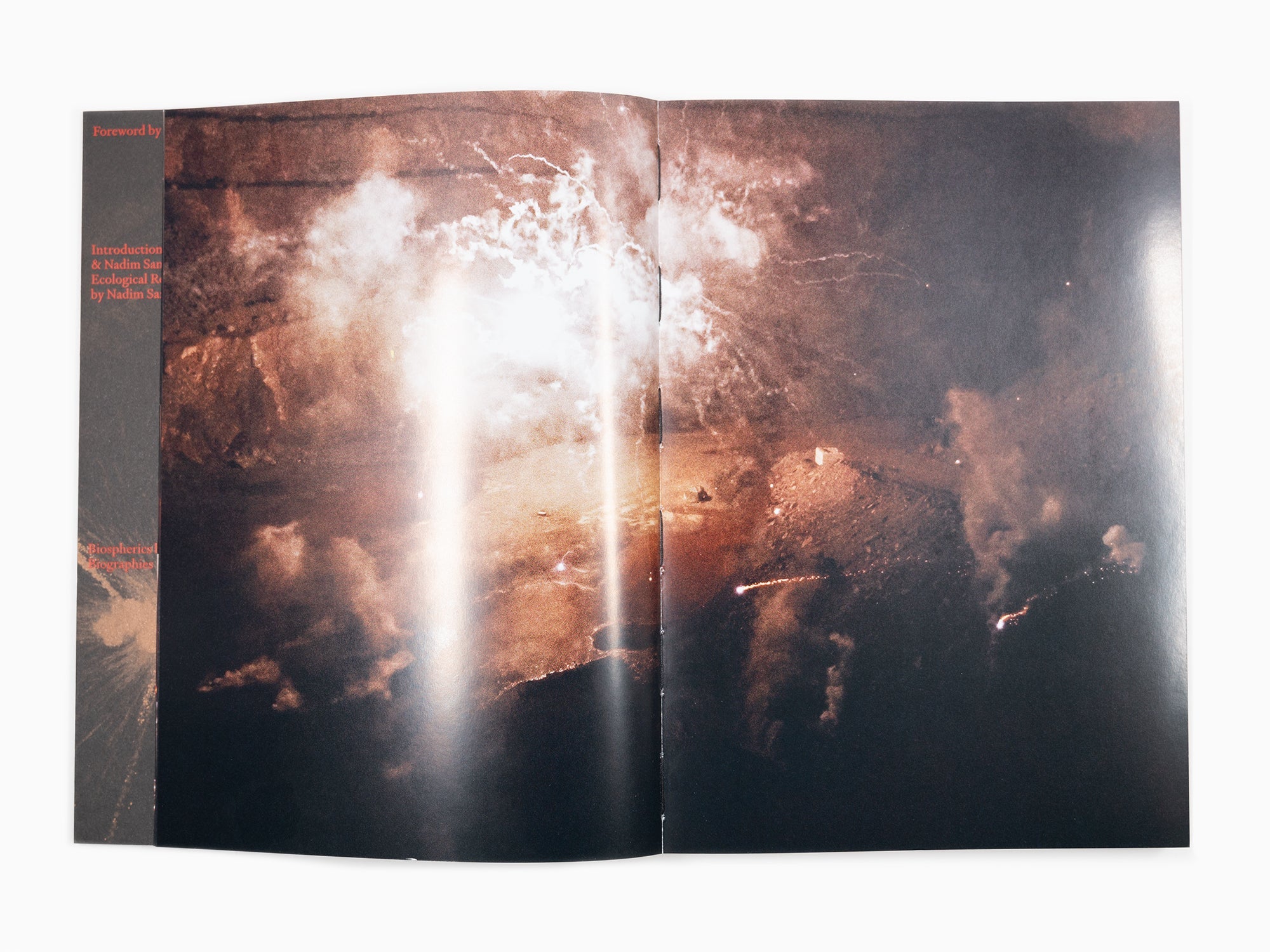 Julian Charrière - Brûlure contrôlée