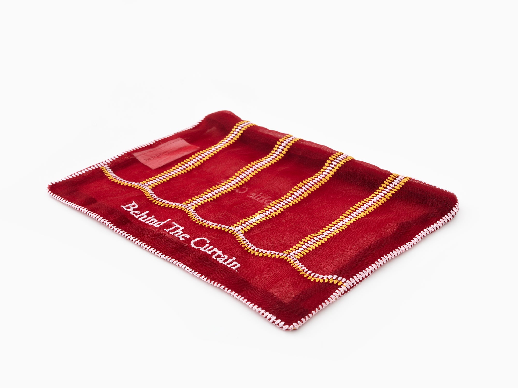 Sophie Calle - Pochette Derrière le rideau