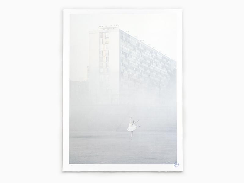 JR - 28mm, Portrait d'une génération, Les Bosquets, In the Mist, Montfermeil, Fr