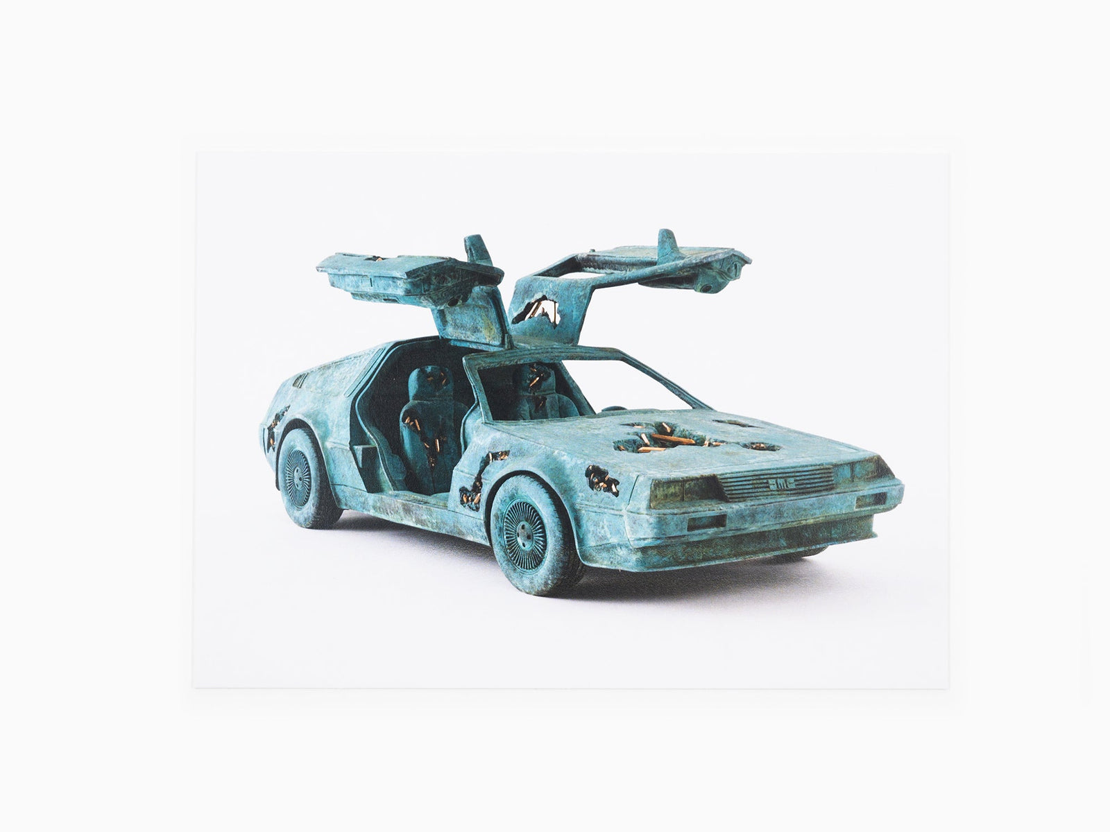 Daniel Arsham - Carte postale "Delorean érodée en bronze 1:3, 2023"