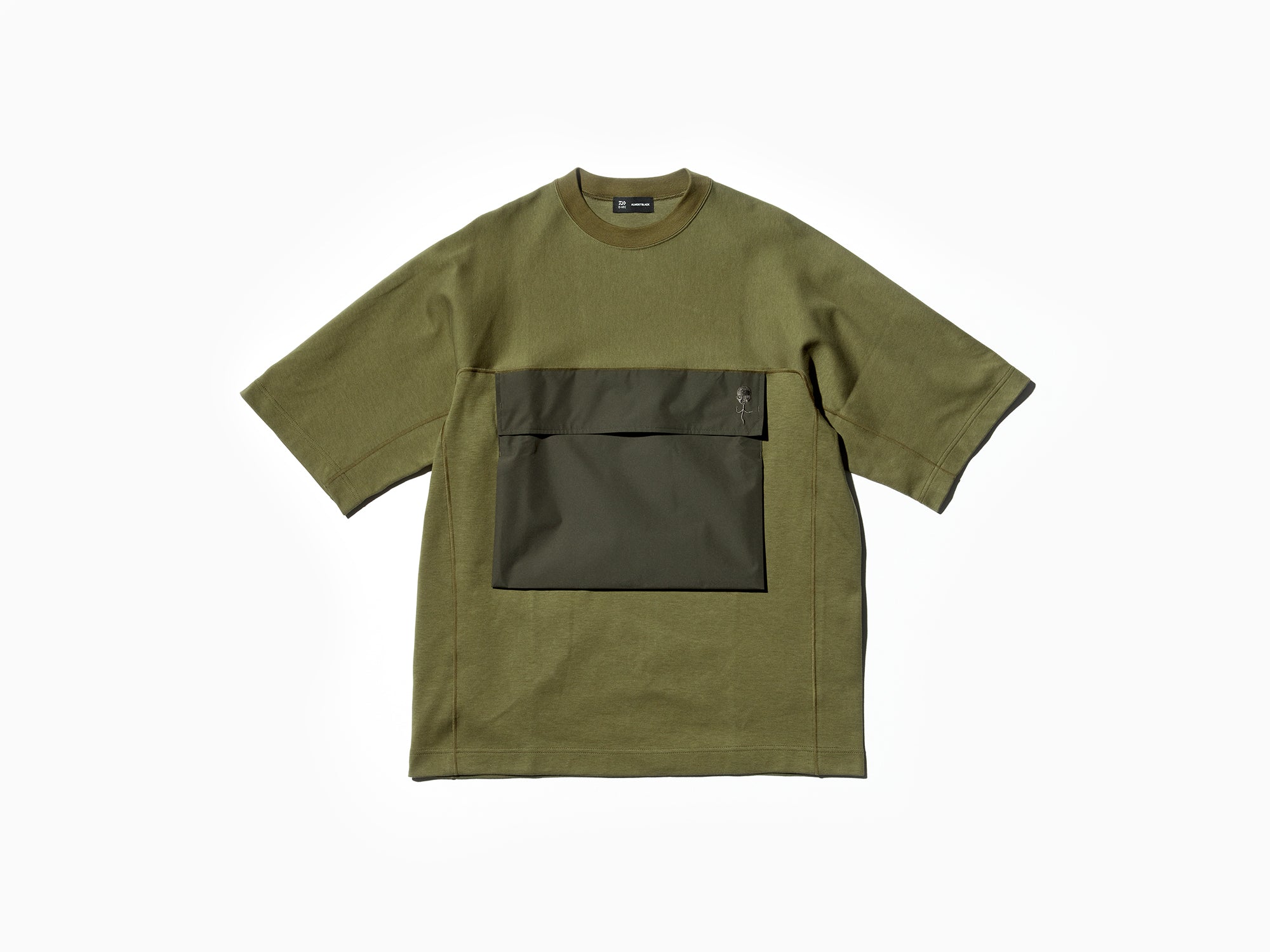Izumi Kato x ALMOSTBLACK x DVEC (Collection A/H 2022) - T-shirt court en coton plaqué